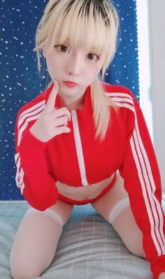 欧美机车外套女_国产剧免费观看超清