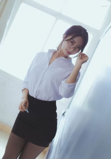 欧美男人魔性舞蹈_DVD在线观看
