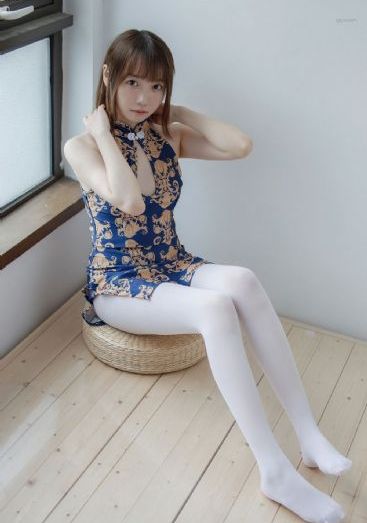欧美模特美腿丝袜视频_BD神马影院手机在线