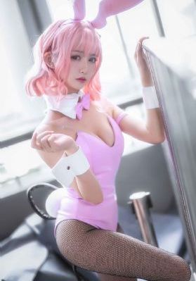 男人看到女人咽口水代表什么_4K免费全集观看